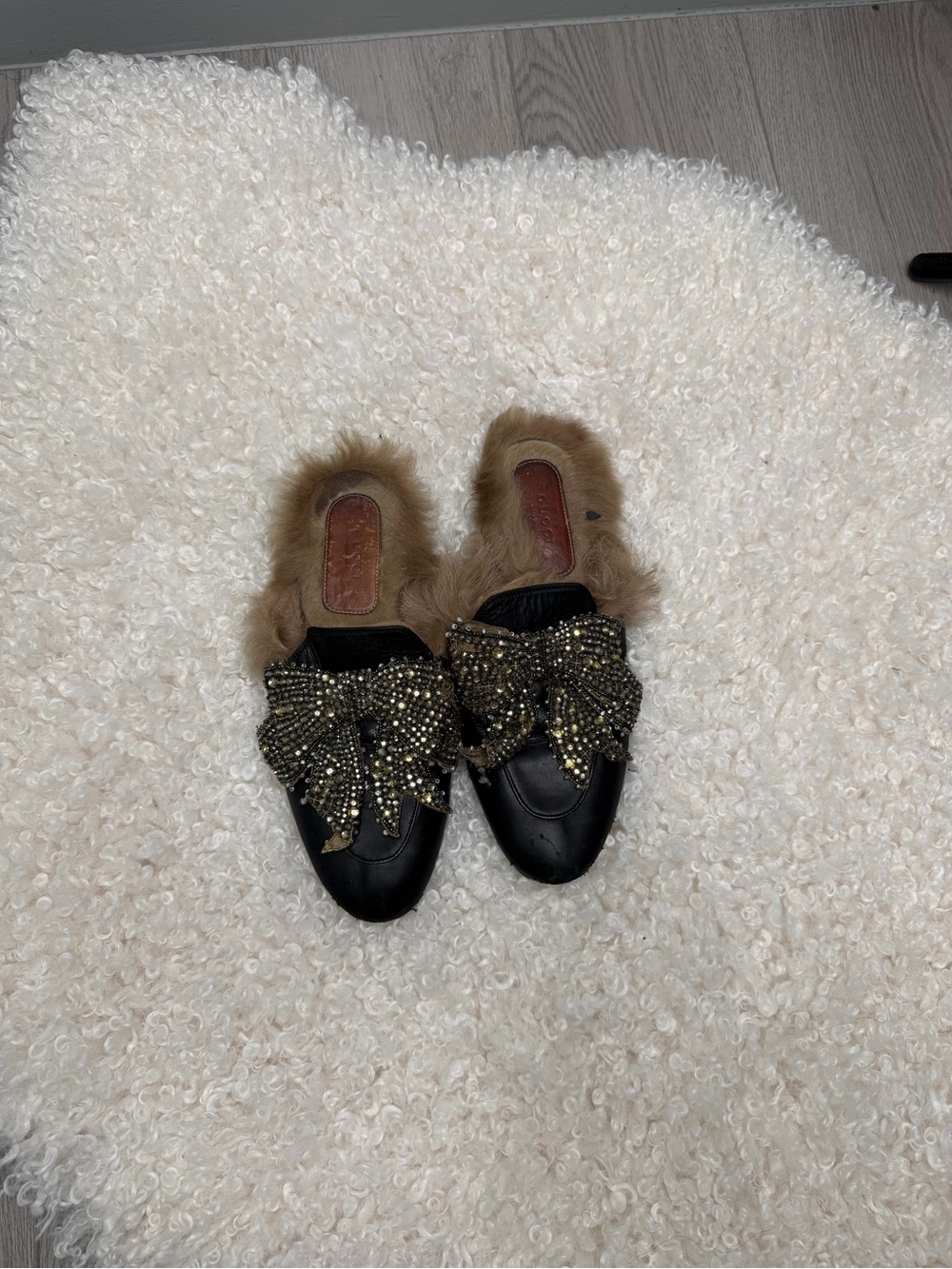GUCCI SLIPPERS